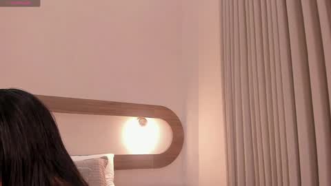 Snapshot of violeta_sum chatting on 05.21.26 Violeta Sum online show from 05.21.26
