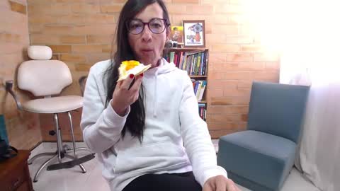 Violeta Gmez online show from 12.15.25