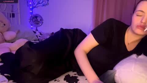 Eva online show from 03.22.26