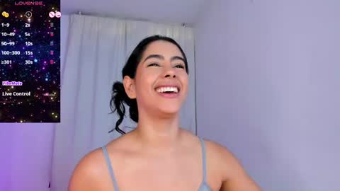 Snapshot of violetasotter chatting on 06.18.26 Violeta online show from 06.18.26