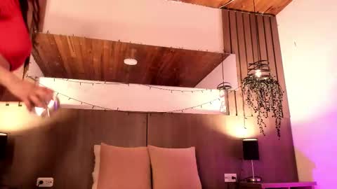 Violet online show from 12.03.25