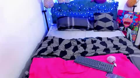 Snapshot of violetevans69 chatting on 03.01.25 Violett online show from 03.01.25