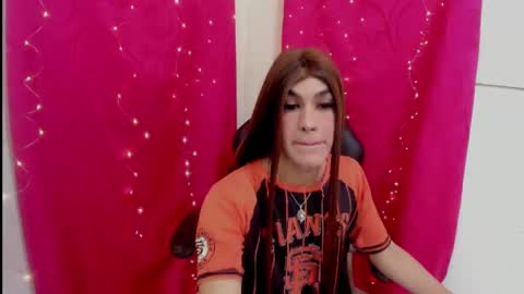 Snapshot of violetevans69 chatting on 11.23.25 Violett online show from 11.23.25