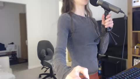 Snapshot of violetfoxy chatting on 03.08.26 VioletFoxy online show from 03.08.26