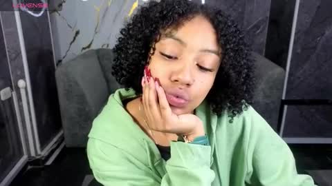 violeth_b online show from 11.01.25