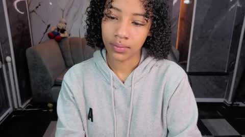 violeth_b online show from 04.11.26