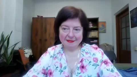 Snapshot of violetpulse chatting on 02.14.26 violetpulse online show from 02.14.26