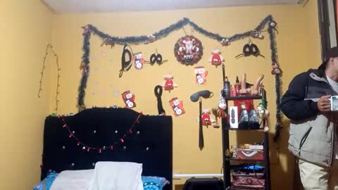 Violet777  online show from 12.16.25