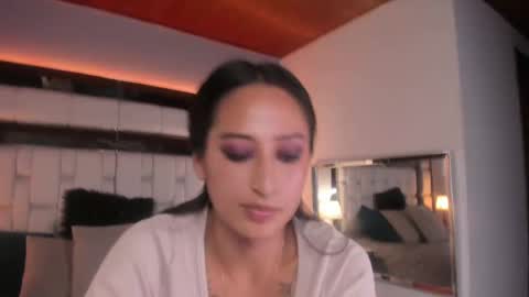 violetskinny online show from 01.31.25