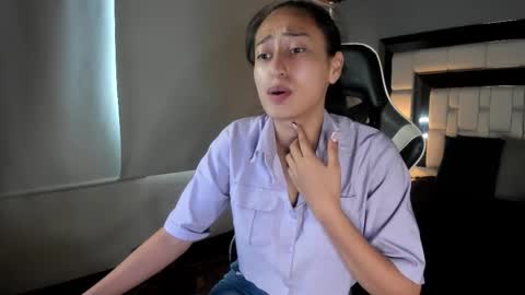 violetskinny online show from 10.21.25