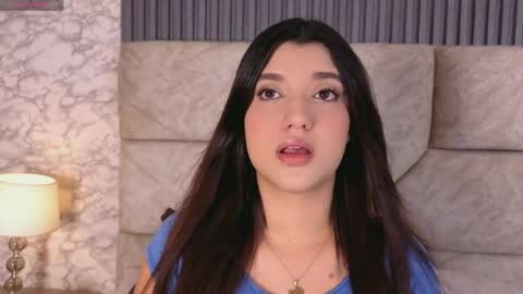Snapshot of violett_fowlerxx chatting on 05.25.26 violett online show from 05.25.26