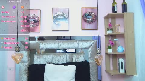 Snapshot of violett_froz chatting on 01.24.25 Violeta froz online show from 01.24.25