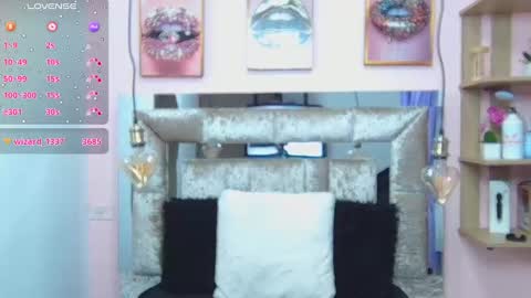 Snapshot of violett_froz chatting on 01.30.25 Violeta froz online show from 01.30.25