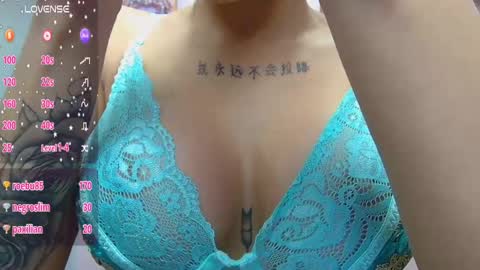Snapshot of violett_froz chatting on 03.06.25 Violeta froz online show from 03.06.25