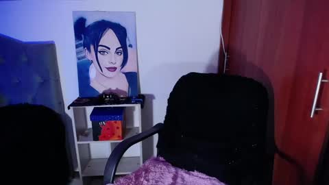 Snapshot of violett_hottie chatting on 01.25.25 violett Independent model online show from 01.25.25
