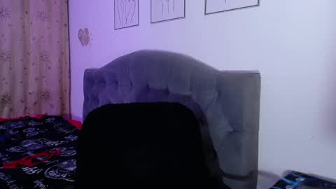 Snapshot of violett_hottie chatting on 02.23.25 violett Independent model online show from 02.23.25
