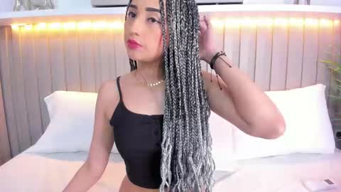 Violett  online show from 10.22.25