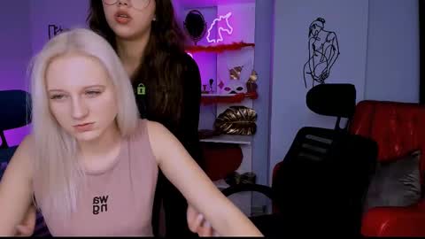 violett_shy online show from 03.05.25