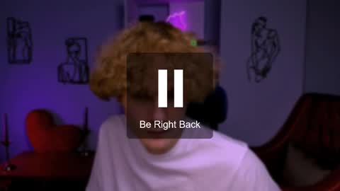 violett_shy online show from 03.11.25