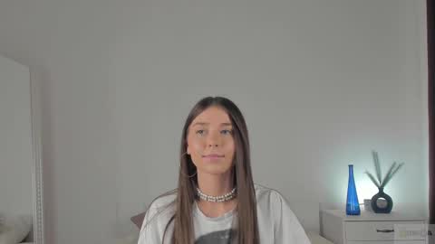 violetta_finch online show from 02.23.25