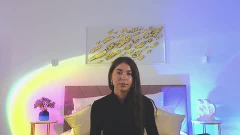 Snapshot of violetta_finch chatting on 05.01.26 violetta_finch online show from 05.01.26
