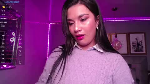 Snapshot of violetta_jhonson_v chatting on 02.12.25 Violetta  online show from 02.12.25