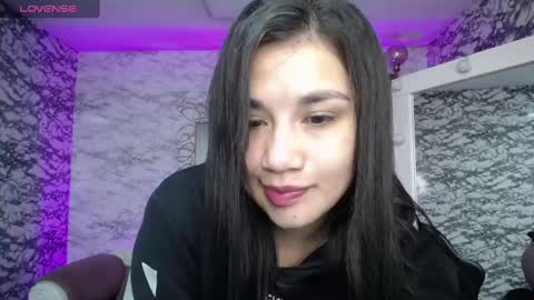 Snapshot of violetta_jhonson_v chatting on 02.13.25 Violetta  online show from 02.13.25