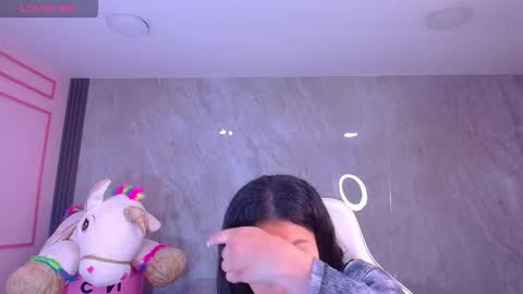 Snapshot of violetta_jhonson_v chatting on 10.16.25 Violetta  online show from 10.16.25