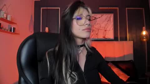 Snapshot of violetta_nur chatting on 03.04.25 Violetta nur online show from 03.04.25