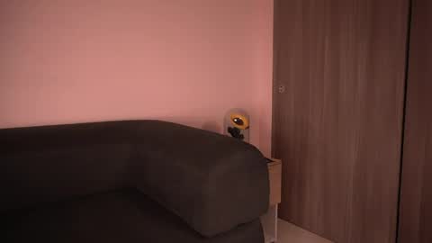 violetta independent model online show from 04.19.26