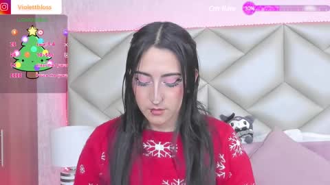 Snapshot of violettbloss chatting on 12.14.24 Violeta  online show from 12.14.24