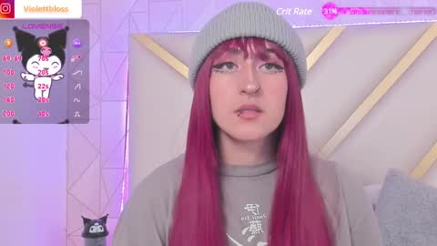 Snapshot of violettbloss chatting on 01.09.25 Violeta  online show from 01.09.25