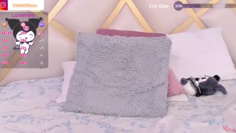 Snapshot of violettbloss chatting on 01.16.25 Violeta  online show from 01.16.25