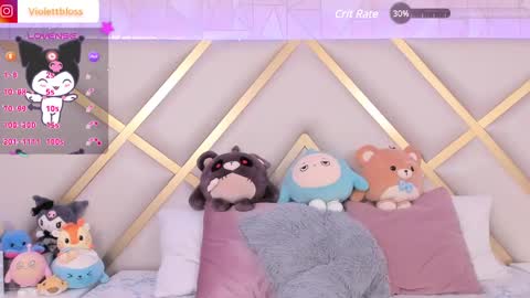 Snapshot of violettbloss chatting on 01.22.25 Violeta  online show from 01.22.25