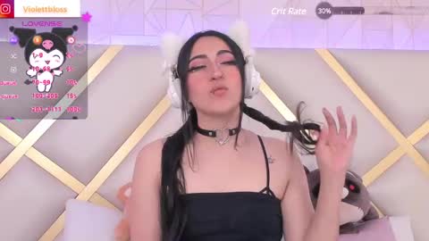 Snapshot of violettbloss chatting on 01.29.25 Violeta  online show from 01.29.25