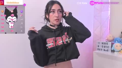 Snapshot of violettbloss chatting on 02.05.25 Violeta  online show from 02.05.25