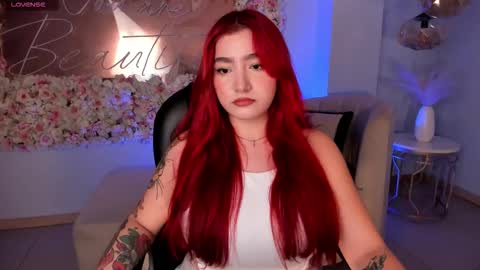 Violett Castel online show from 09.27.25