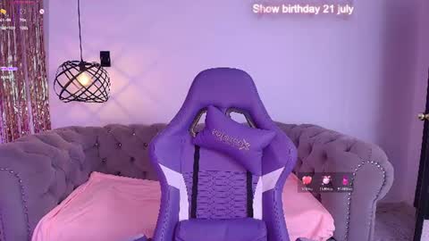 Snapshot of violettenoi chatting on 07.12.26 violettenoi online show from 07.12.26