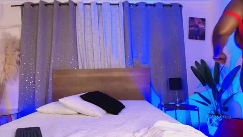 Snapshot of violettgomez_93 chatting on 02.14.26 Violett online show from 02.14.26