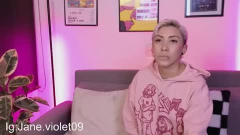 Violet online show from 10.14.25