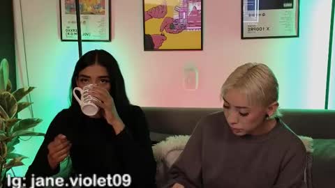 Violet online show from 12.04.25