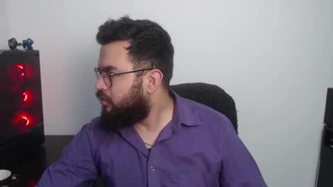 Snapshot of violettouse chatting on 02.17.26 Jhon online show from 02.17.26