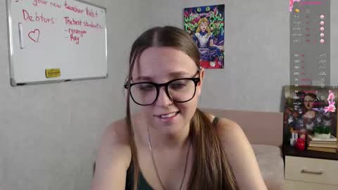 Violet online show from 10.17.25