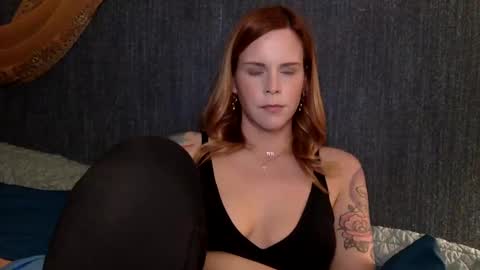 Violet online show from 01.08.25