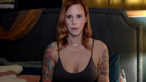 Violet online show from 01.25.25