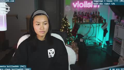 Snapshot of violishh chatting on 12.18.24 follow me on twitter violishh and ig violishh online show from 12.18.24