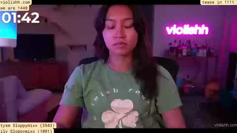 Snapshot of violishh chatting on 09.10.25 follow me on twitter violishh and ig violishh online show from 09.10.25