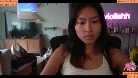 Snapshot of violishh chatting on 10.28.25 follow me on twitter violishh and ig violishh online show from 10.28.25