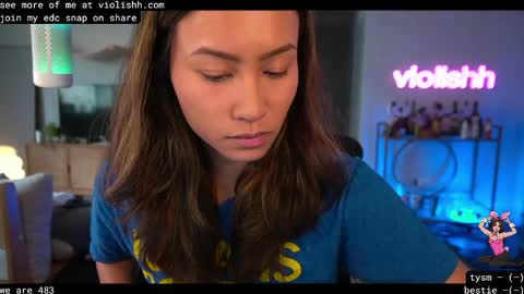 Snapshot of violishh chatting on 04.27.26 follow me on twitter violishh and ig violishh online show from 04.27.26