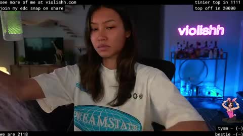 Snapshot of violishh chatting on 05.04.26 follow me on twitter violishh and ig violishh online show from 05.04.26